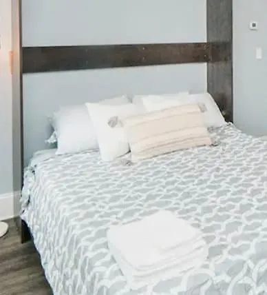 1st Floor - Free Parking - Washer & Dryer - Agh *