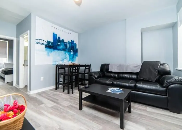 1st Floor - Free Parking - Washer & Dryer - Agh Apartment