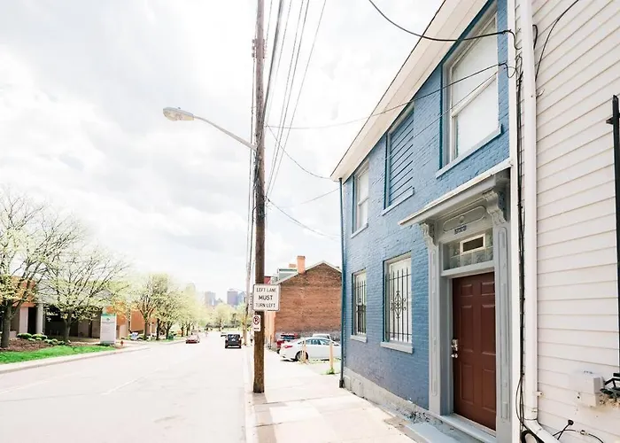 Apartment 1st Floor - Free Parking - Washer & Dryer - Agh Pittsburgh